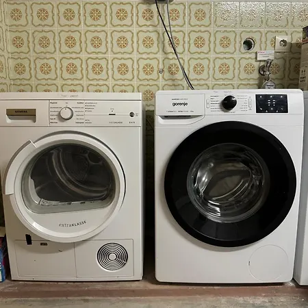 1 Apartment *