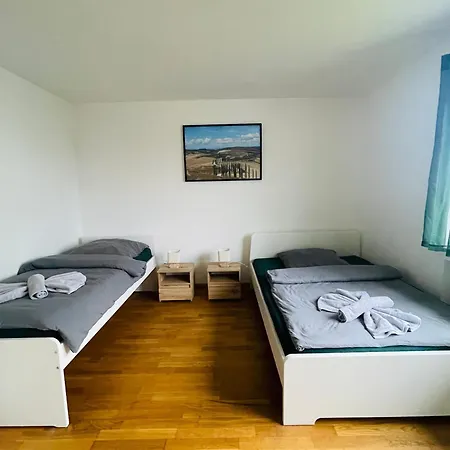 Apartment 1 Adelsried